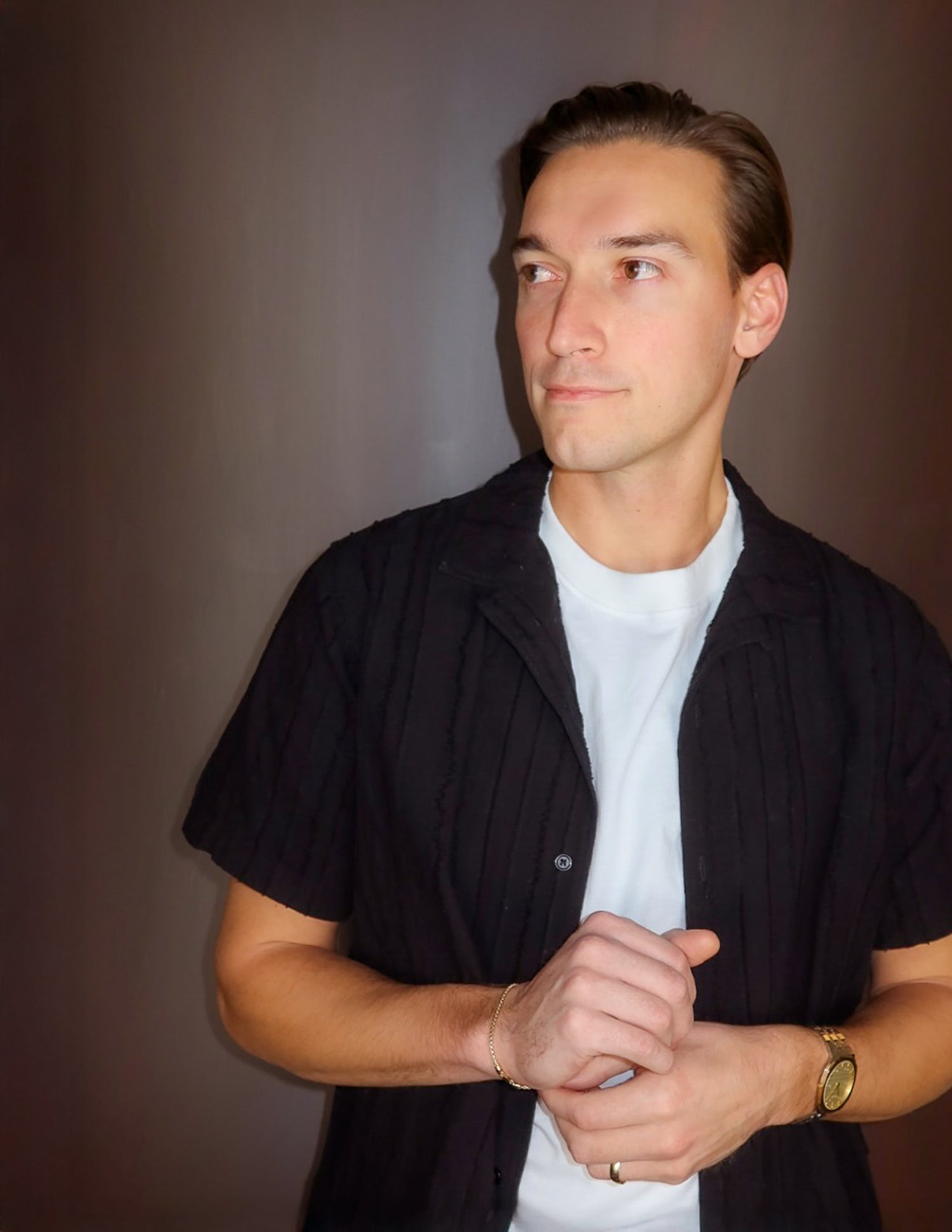 LAYERING ESSENTIAL WHITE TEE