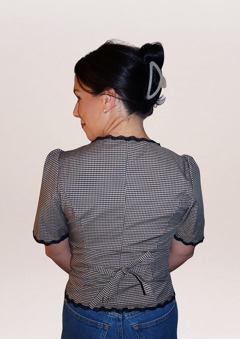 BARB TOP